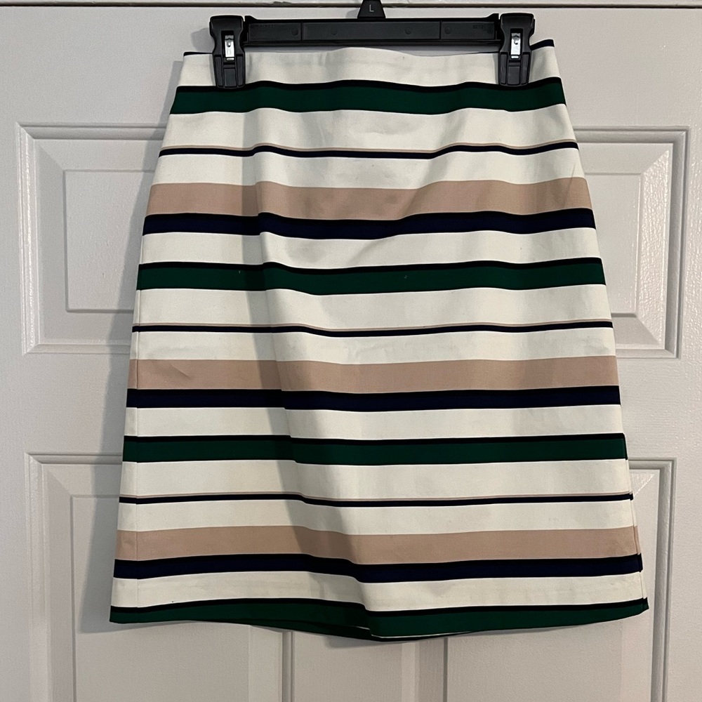 NWT Ann Taylor Stripped Skirt